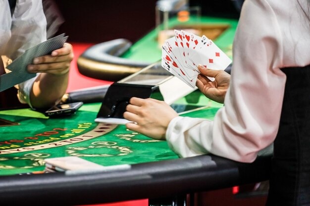 ineffa mobile app showing live-dealer blackjack and Liga 1 betting markets
